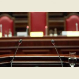Вища рада правосуддя ліквідує політичний вплив на судову систему