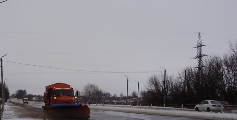 Служба автомобільних доріг у Чернігівській області попереджає водіїв