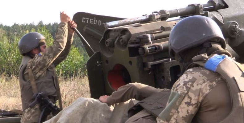 Справжні артилерійські бої відбуваються на Чернігівщині. Відео