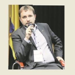 Чи мають право українці ходити вулицями, названими іменами катів?