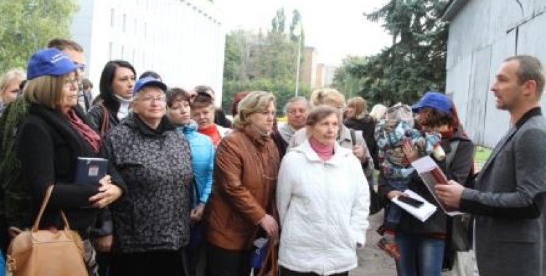 Мер Чернігова та громада проти приватизації комунальних об’єктів