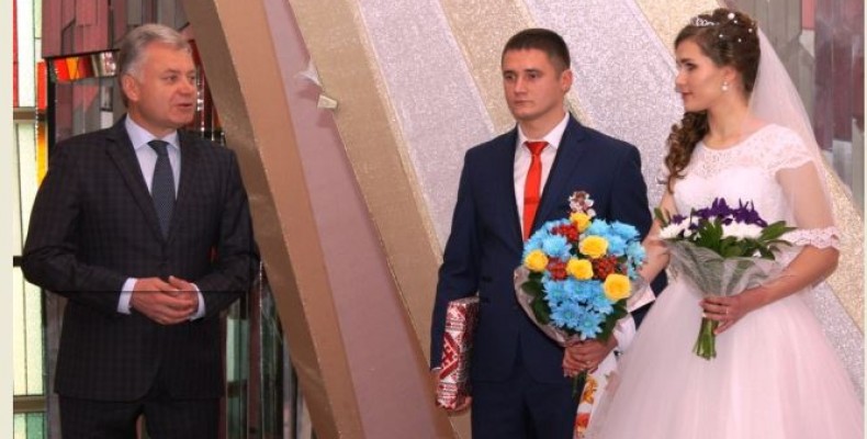 Молодята із зони АТО створили у Чернігові нову сім`ю