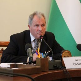Гройсман виконує свої обіцянки: Сахневич написав заяву на звільнення