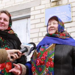 Громада вимагає не заважати працювати сільському голові і його команді