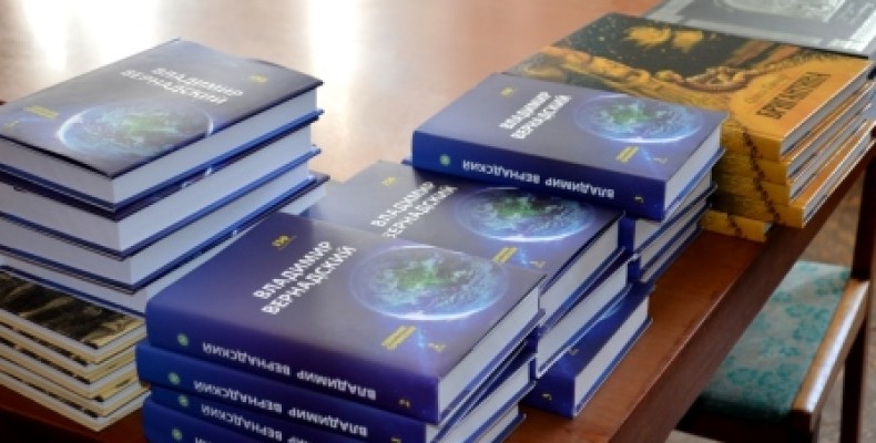 Як наповнюються книжковим фондом сільські бібліотеки Чернігівщини