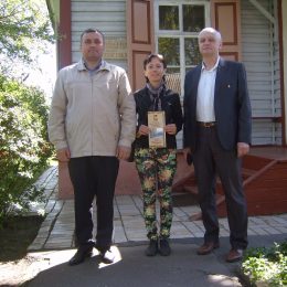 Перша презентація Анни Багряної в Чернігові!