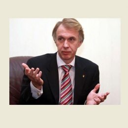 Ми живемо в гібридний час гібридних рішень, − Володимир Огризко