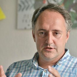 Для чого і як продаватимуть державні банки