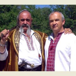 НЕ вітання з Днем Незалежності, або Кому підігрує Голова «Просвіти»?