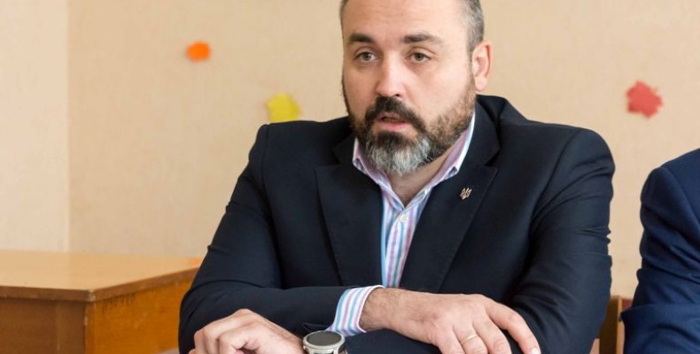 Як вплинути на колишнього чоловіка щодо сплати аліментів на дитину?