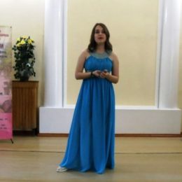 «Годину вокальної музики» провели випускники Чернігівського музичного училища