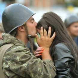 Хто із мечем топче нашу свободу, від лиха-меча неминуче загине