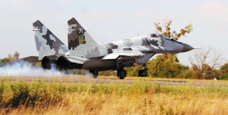 Аеродромна мережа для військових літаків відновлюватиметься
