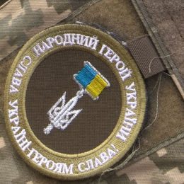 Українські військові медики так надають допомогу пораненим