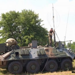 Вони забезпечують надійний зв`язок і підвищують боєздатність армії