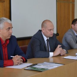 Мобільна група юристів продовжує зустрічатися з мешканцями районів