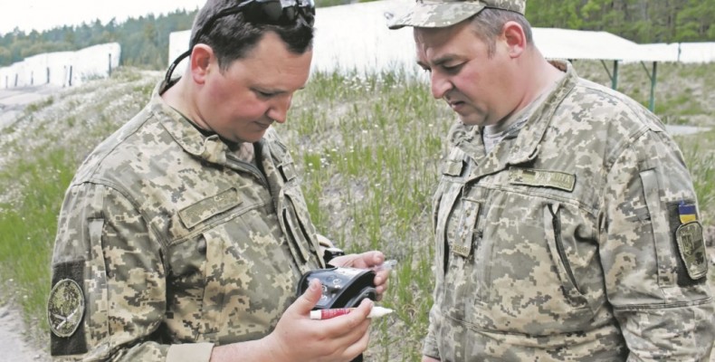 Які захисні окуляри потрібні нашим воякам?