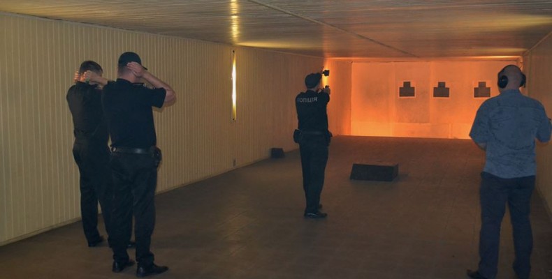 Поліцейські охорони серйозно стріляли у Чернігові