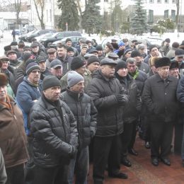 У Чернігові екс-правоохоронці вийшли на протест, відстоюючи свої права