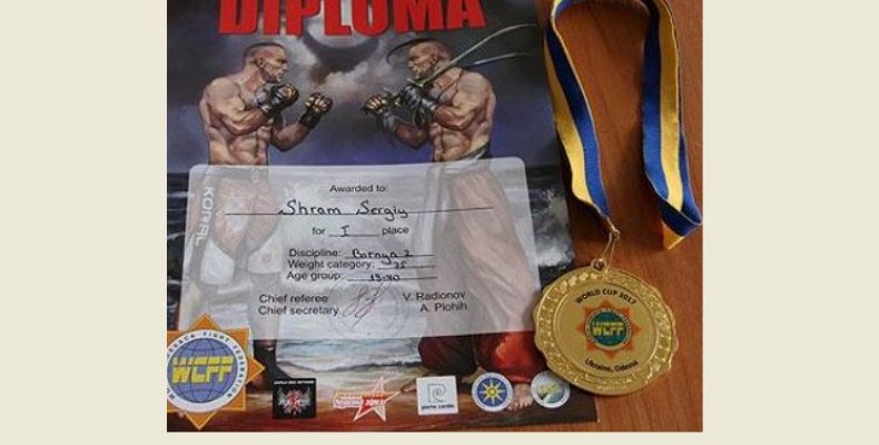 Поліцейський із Чернігова переміг на Кубку Світу з Козацького двобою