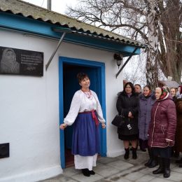Її квіти на полотнах полонили майже увесь світ