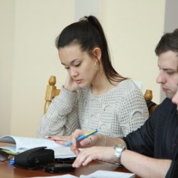 У Чернігові говорили про демократичний розвиток регіонів