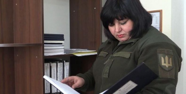 Родом з Донбасу. 27 років у військовому строю. Відео