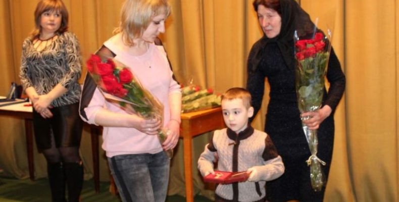 Світлу пам'ять загиблих героїв Сіверщини вшанували у Чернігові