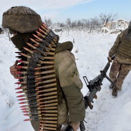 Депутати у Мені відмовили у наданні землі захисникам України
