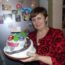 Діти та онуки вітають з Днем народження маму і бабусю