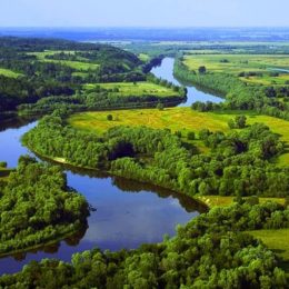 Закоханий у Десну ще з малих літ