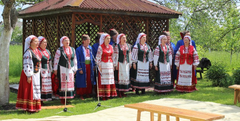 На батьківщині Довженка відбулось літературно-фольклорне свято