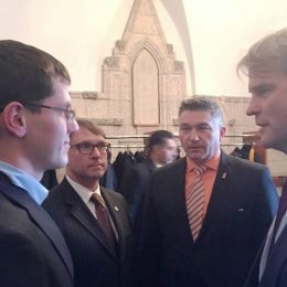 В Україні закликали наслідувати приклад Канади — закрити проросійські ЗМІ