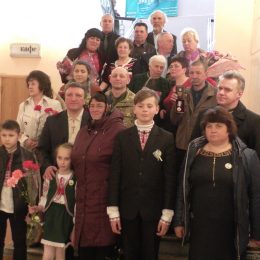 Як у Чернігові нагороджували родини загиблих бійців 13 батальйону