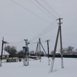У селах Чернігівщини людям доводиться сидіти без світла по півдня