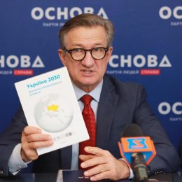 Старше покоління заслуговує на повагу й турботу від суспільства