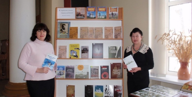 Нові книги до свого 140-річчя отримала головна бібліотека Чернігівщини