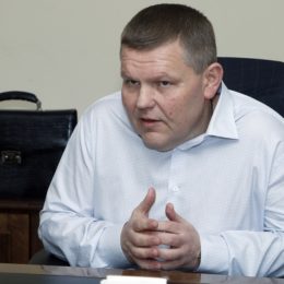 Громада Чернігова просить Президента не допустити до влади «колишніх»
