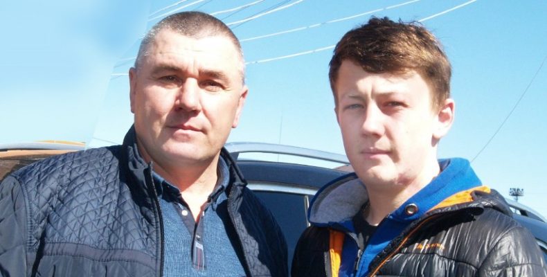 Керівник сільгосппідприємства Василь Булах реально допомагає бійцям АТО