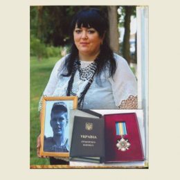 «Я пишаюся своїм сином!» — мати загиблого на війні Володимира Близнюка