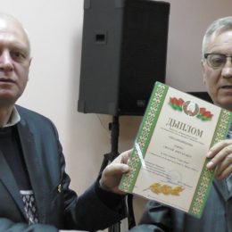 Михась Пазняков з Білорусі відзначений високою нагородою у Чернігові