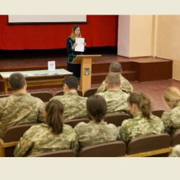 Зустріч команди чернігівської юстиції з військовими полку зв’язку