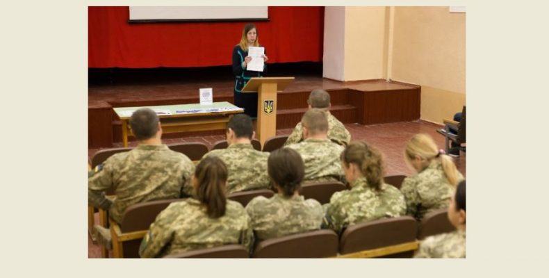 Зустріч команди чернігівської юстиції з військовими полку зв’язку