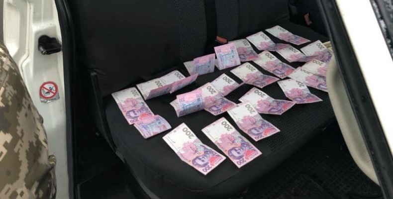 Начальника штабу військового батальйону затримали на хабарі