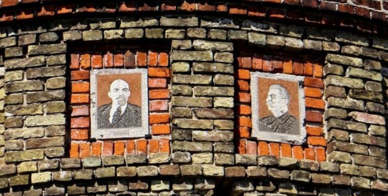 Кримінальне провадження за зображення Леніна й Сталіна відкрила прокуратура