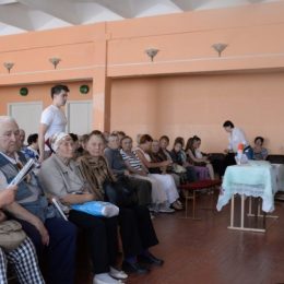 Про медицину, освіту і... гроші йшла мова у Чернігові