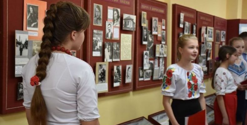Герої чи не герої? Говорили про це у Чернігові