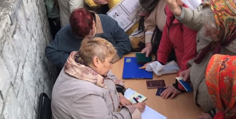 Газета партії, у якій перебував керівник поліції, спричинила істерію