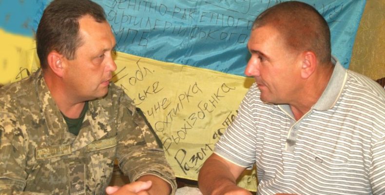 Підприємець із Куреня Василь Булах допомагає військовим