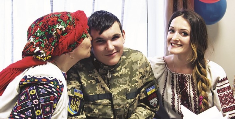 Доля б’є, війна калічить, але треба жити